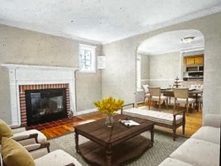 9 Rowena St #2 — Photo 4