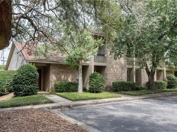 1000 Stonegate Dr APT D, Auburn, AL 36832