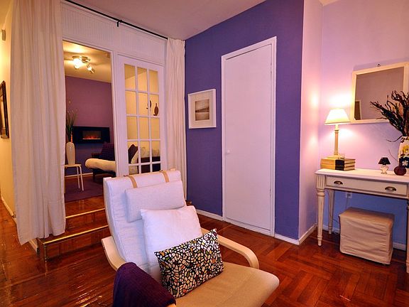 2nd image of 212 E 12th St APT 2A