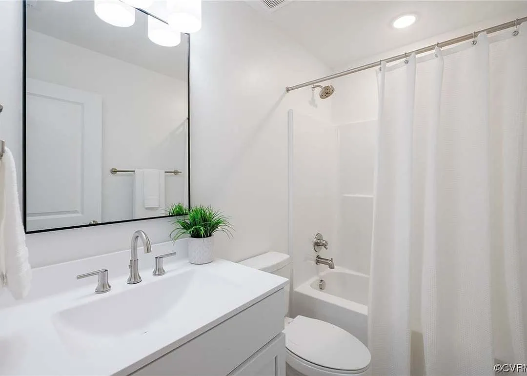 3 bed, 1453 sqft, $1,000 — Photo 4