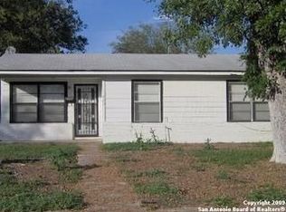 223 Carmen Pl, San Antonio, TX 78207