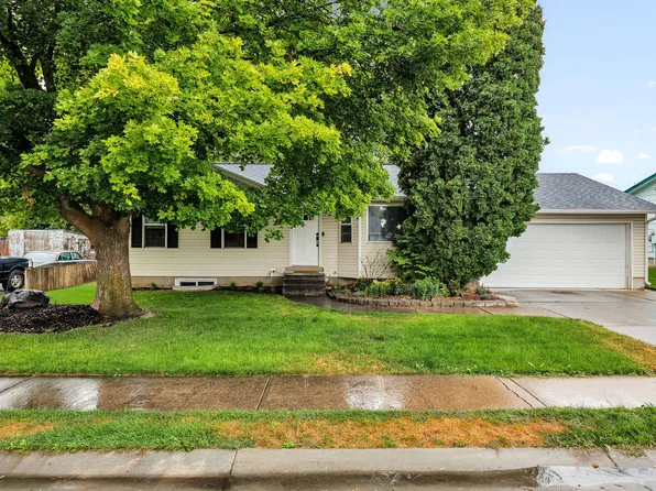 2536 N 300 E, North Logan, UT 84341