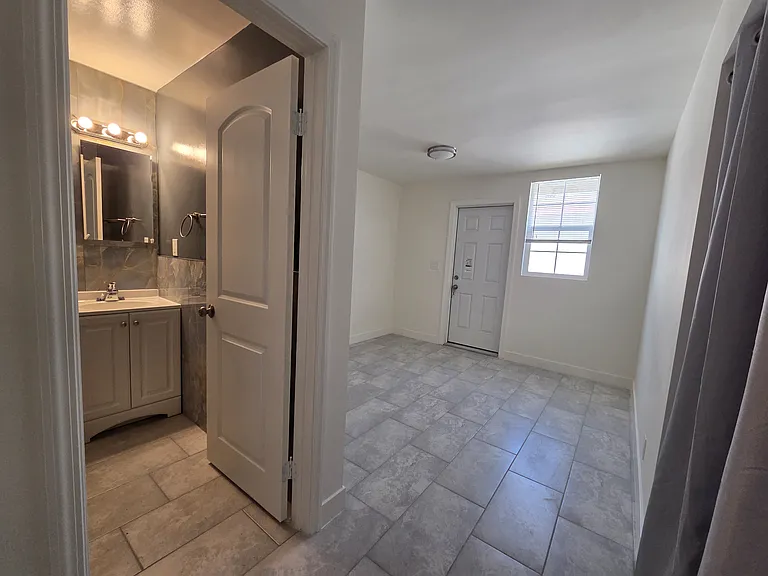 4158 La Rica Ave #4158 — Photo 6