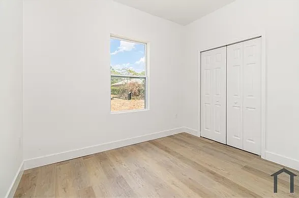 435 Goldsmith Ave — Photo 21