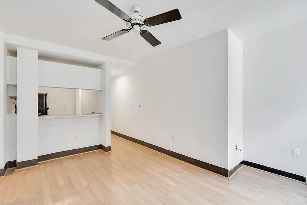 2 bed, 795 sqft, $2,900 — Photo 2