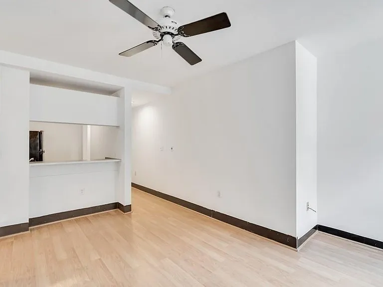 240 Heath St #101 — Photo 2
