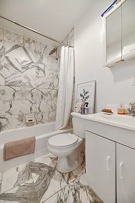 Rented by J Misrahi Realty Corp | media 5