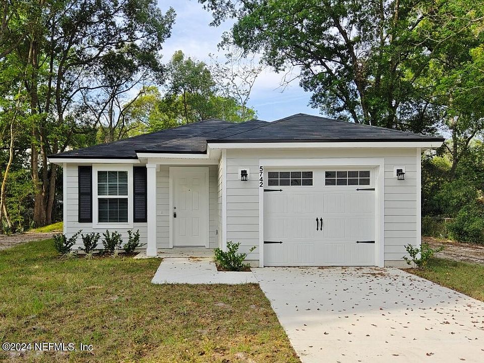 1st image of 5742 CASTELLANO Avenue