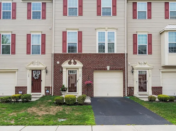 122 Kyle Drive, Tinton Falls, NJ 07712