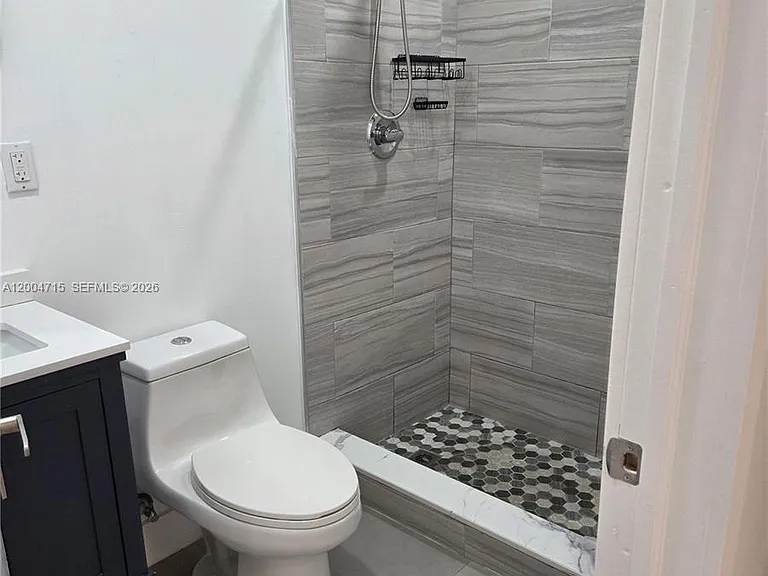 6335 N Miami Ave #3 — Photo 7