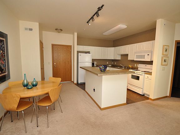 2nd image of 5198 Sassafras Dr #5196-209