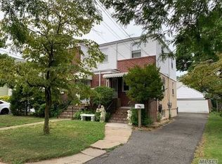 52 E Oxford St, Valley Stream, NY 11580