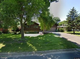 8172 Mount Curve Blvd N, Brooklyn Park, MN 55445