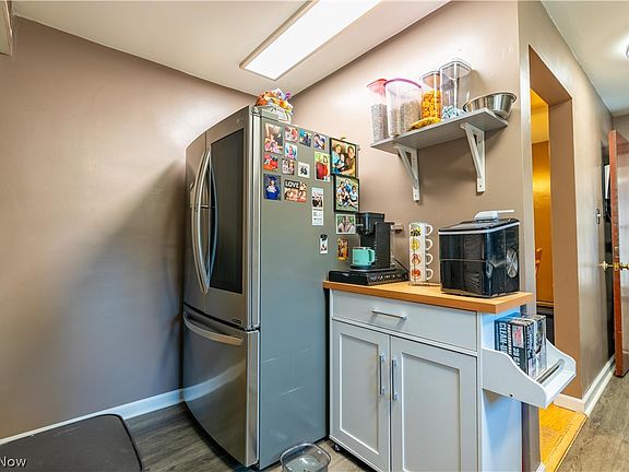 4th image of 3424 Atterbury St