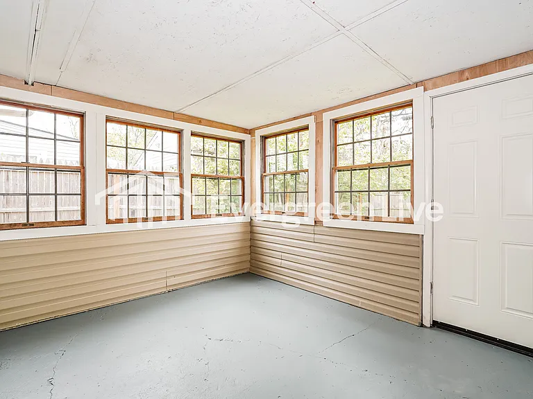 2448 Dawnlight Ave — Photo 12
