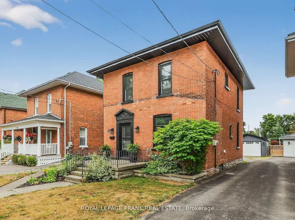 69 Peel St, Kawartha Lakes, ON K9V 3M5