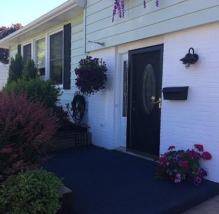 2nd image of 1450 Cambridge Ave