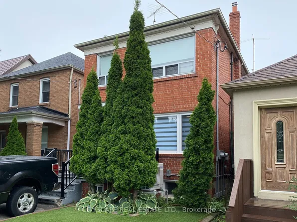 459 Hopewell Ave N, Toronto, ON M6E 2S4