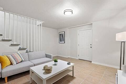 1st image of 3312 Gateway Blvd E APT 4