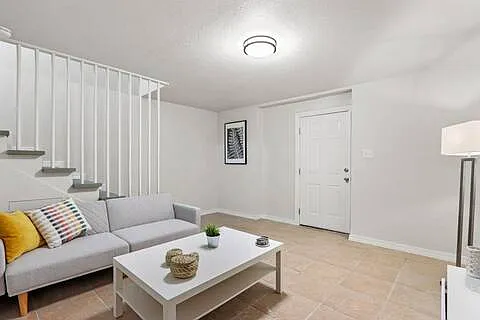 3312 Gateway Blvd E #4 Photo 1