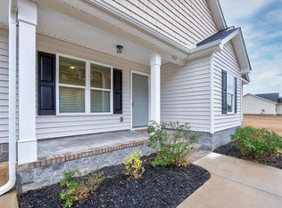 1367 Wildwood Ln, Elgin, SC 29045