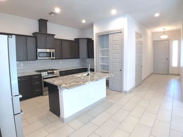 1831 Camino Cantera, Los Lunas, NM 87031