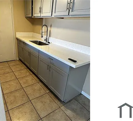 4229 S 47th Pl — Photo 6