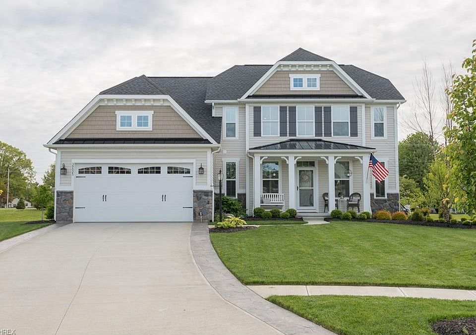 1st image of 39025 Curlwood Ct
