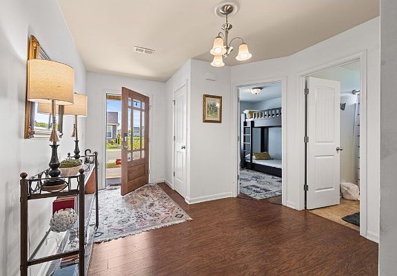 4th image of 75 Dry Fork Dr