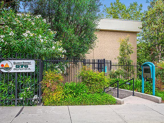 2nd image of 576 N Bellflower Blvd Unit 238