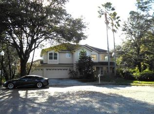 10228 Garden Alcove Dr, Tampa, FL 33647
