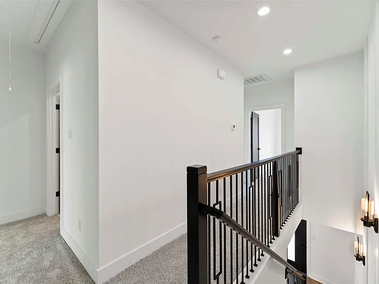 8501 Safeguard St #B — Photo 15