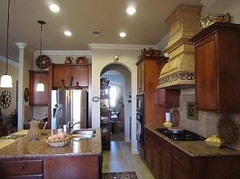 5th image of 2475 S Ezie Ave