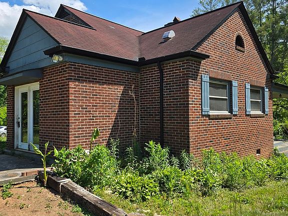 2nd image of 1203 Hibriten Dr SE