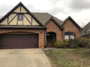 2072 Tudor Ln, Moody, AL 35004