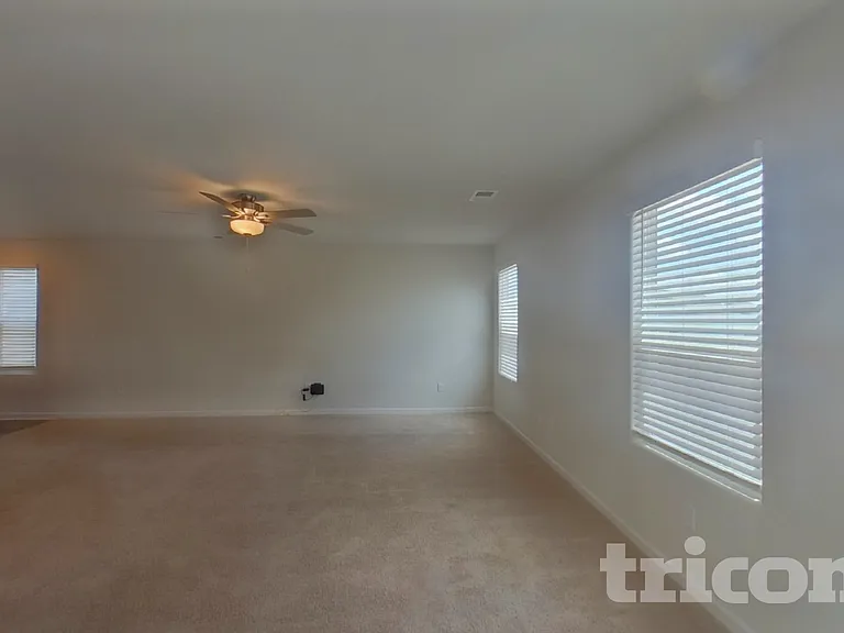 4012 Reinfield Dr — Photo 3