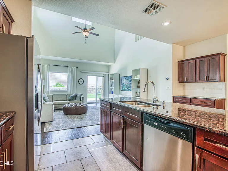 7751 Enchanted Path Dr — Photo 9