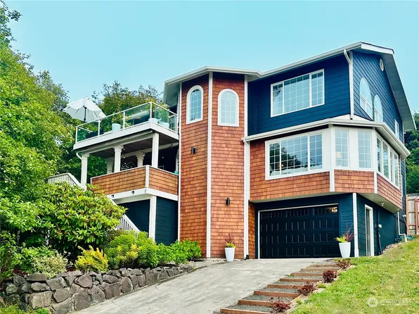 7 Diamond Drive, Pacific Beach, WA 98571