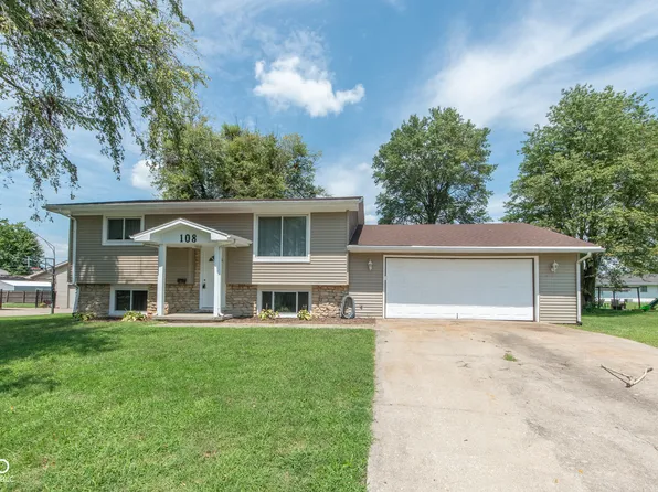 108 W Meadowlark Dr, Seymour, IN 47274