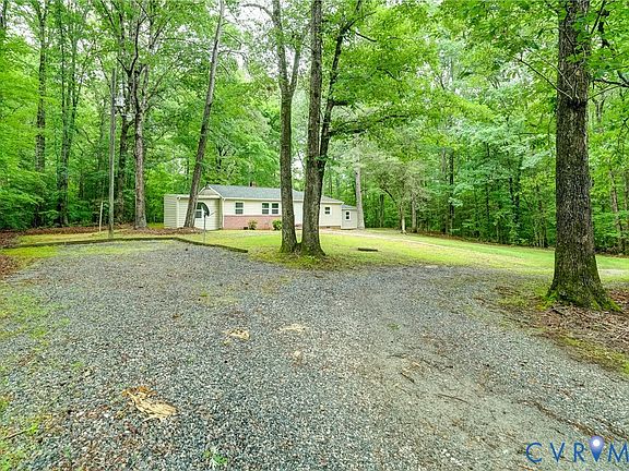 5th image of 1795 Powhatan Trl