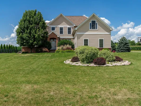 13270 Charleston St, Caledonia, IL 61011