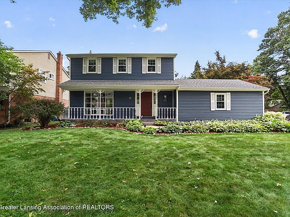 2nd image of 1540 Chanticlair Cir