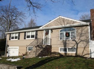 8 Biscayne Ave, Saugus, MA 01906