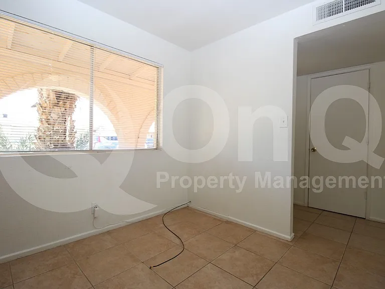 518 W 14th St — Photo 7
