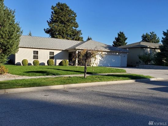 403 Castlewood Pl Wenatchee Wa 98801 Zillow