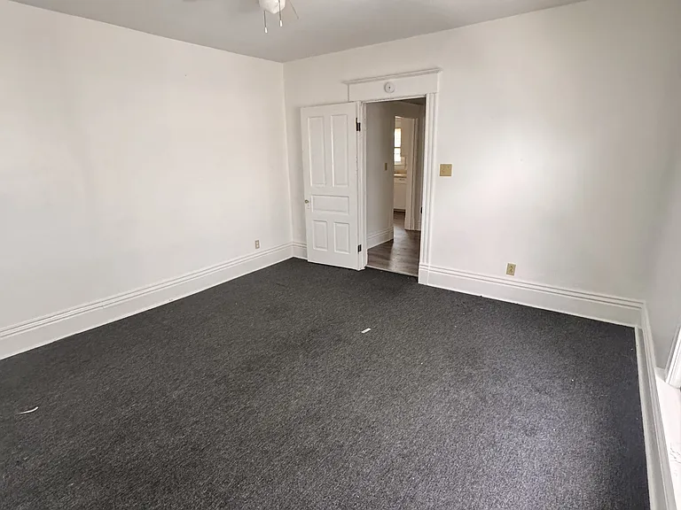 1432 Hayes Ave — Photo 10