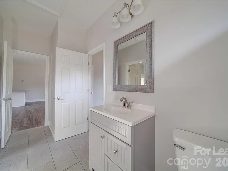 112 Rockwell Ct — Photo 28