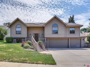 1105 N 153rd Ave, Omaha, NE 68154