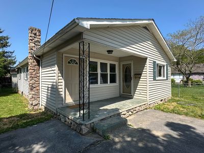 139 Crizer Ave, White Sulphur Springs, WV, 24986