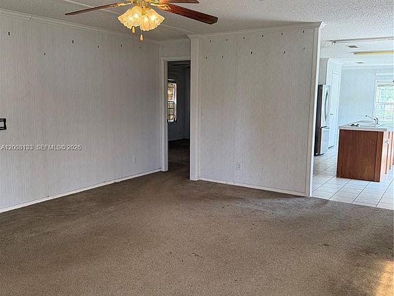 4th image of 1660 Evans Rd